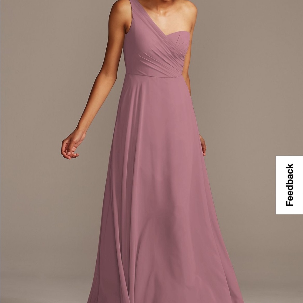 David’s bridal bridesmaid dress, color Quarts. worn once. In perfect condition.